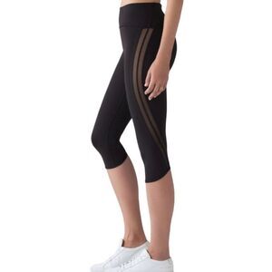 Lululemon Sun Setter Crop 17" size 2